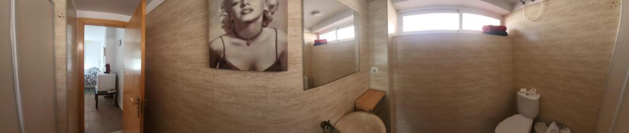 Habitaciones En Casa Compartida Retamar Almeria Exterior photo