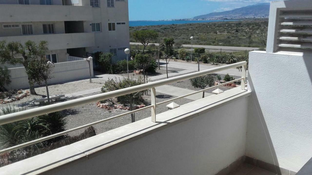 Habitaciones En Casa Compartida Retamar Almeria Exterior photo