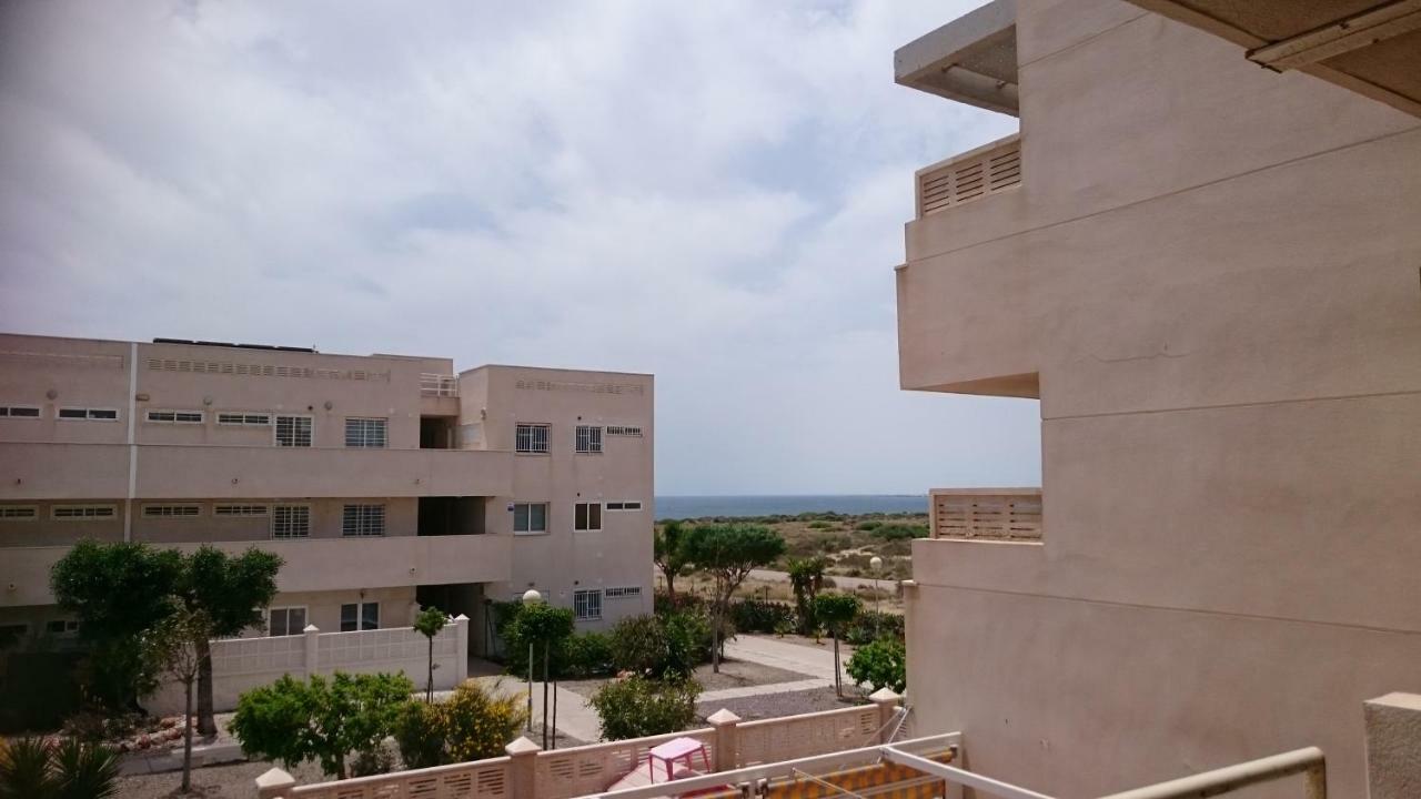 Habitaciones En Casa Compartida Retamar Almeria Exterior photo